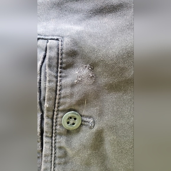J Crew womens Boyfriend shorts, broken in - Picture 10 of 14